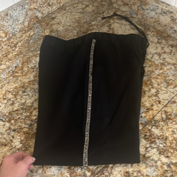 Zara Pants Jogger Style With Detailed Piping. New without tags. Size Large - Picture 3 of 5
